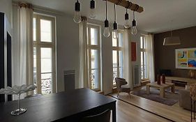 Cosy Zen Hyper Centre Apartment***